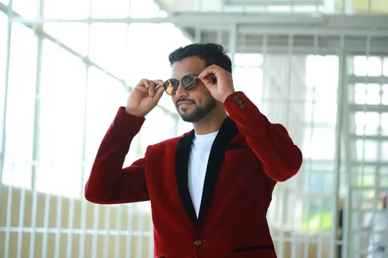 What Do Guys Secretly Find Attractive? (Find Out!)