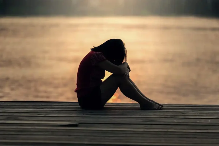 14 Signs God Is Trying to Remove Someone From Your Life